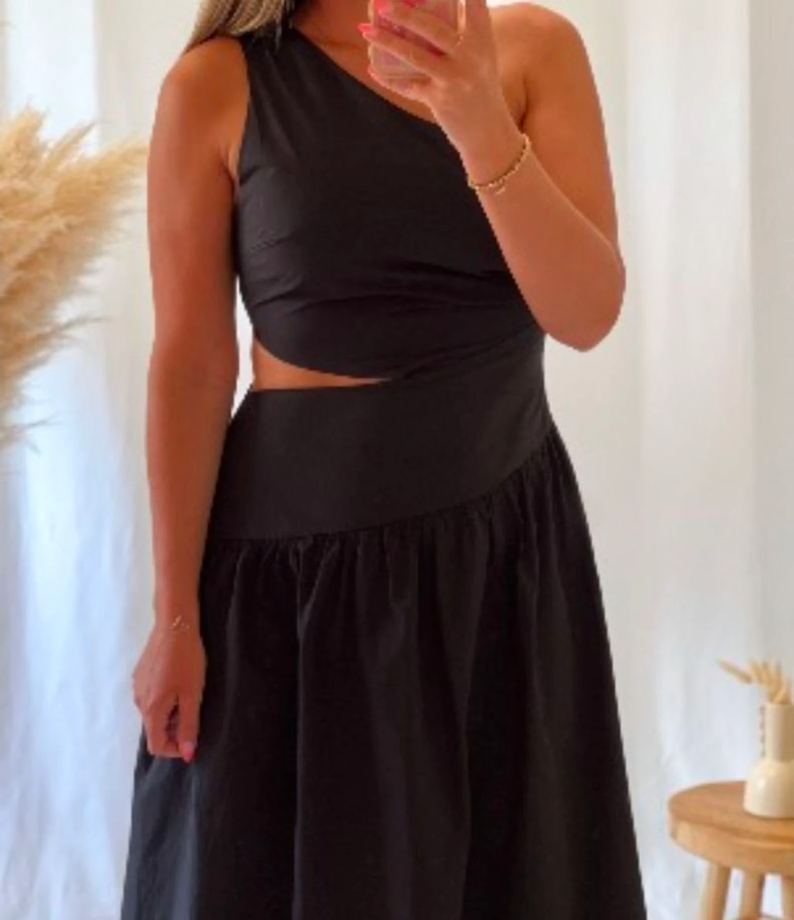 ✨🖤 Asymmetrische lange zwarte jurk maat S Elegantie in zijn puurste vorm! 🖤✨ – photo 5
